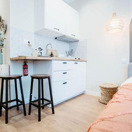 Cosy Appart Hotel Next To Paris Монтрёй Экстерьер фото