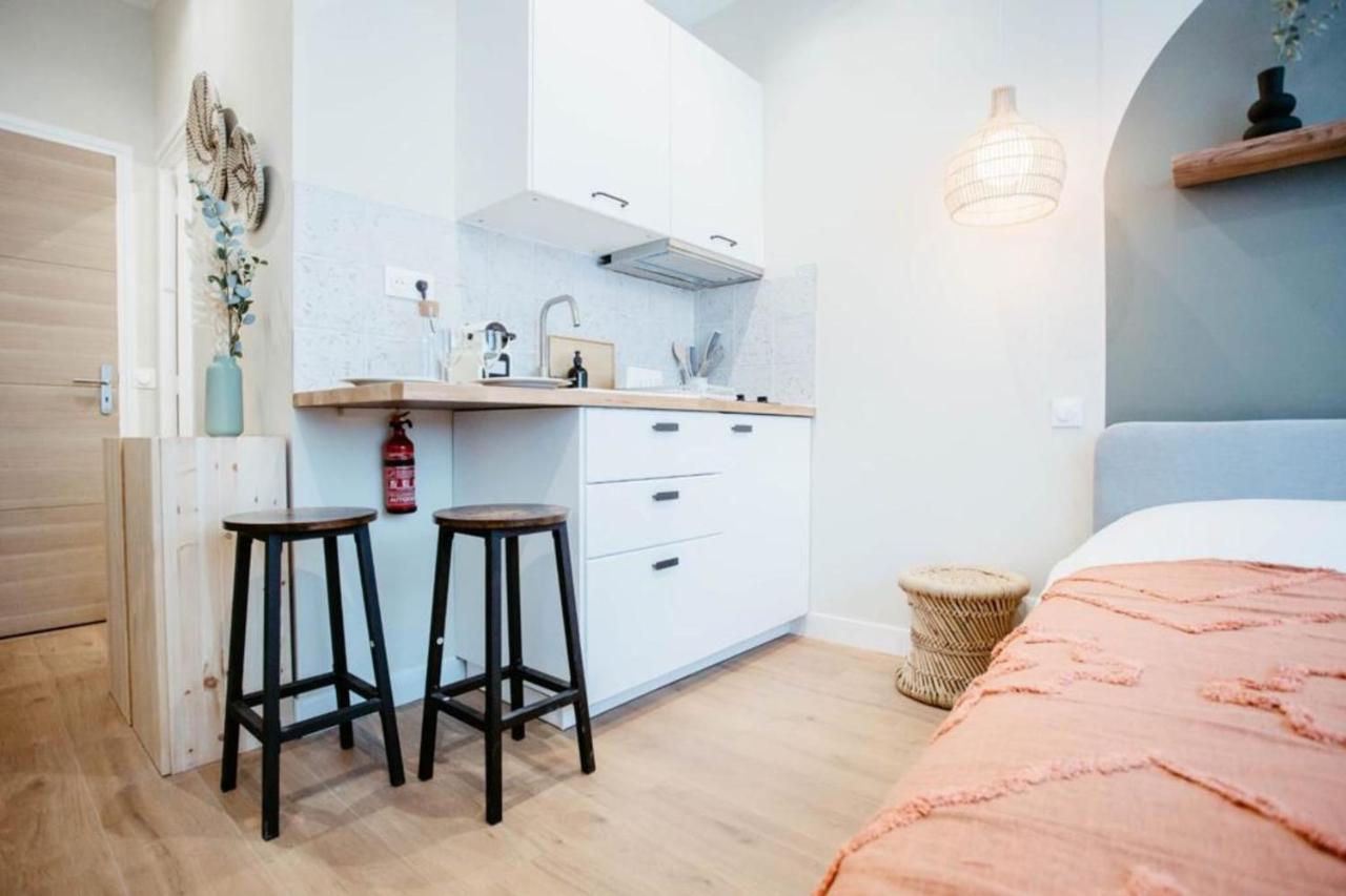 Cosy Appart Hotel Next To Paris Монтрёй Экстерьер фото