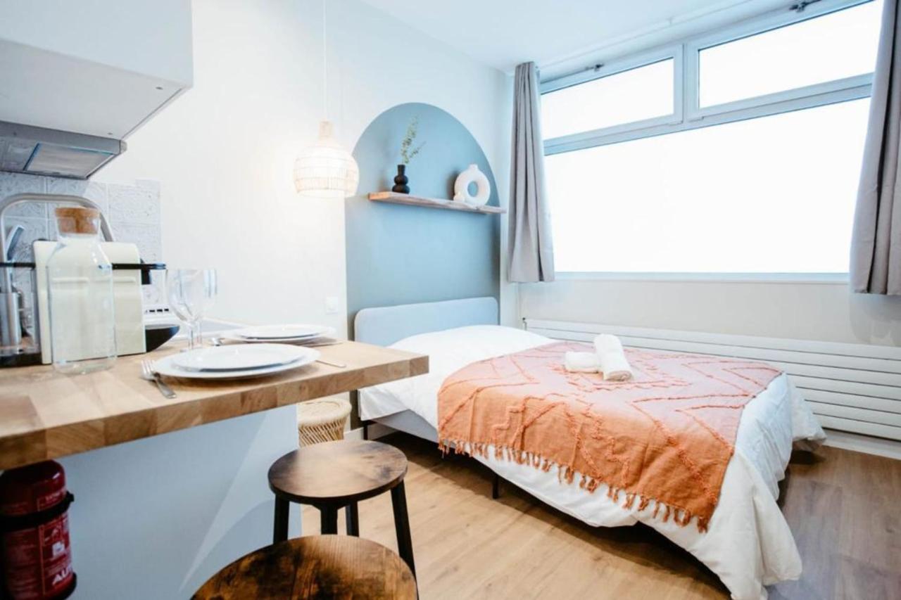 Cosy Appart Hotel Next To Paris Монтрёй Экстерьер фото
